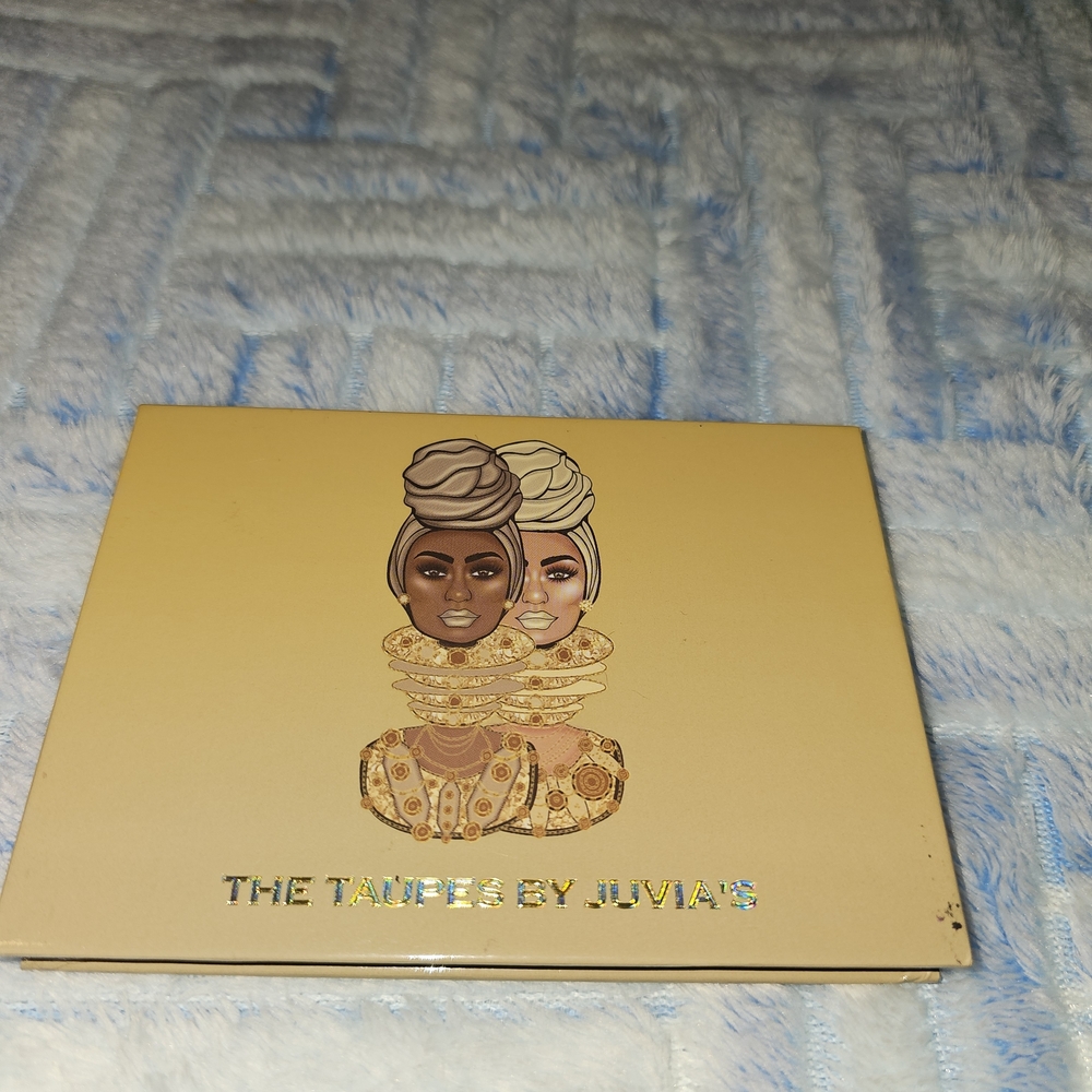 Juvia's Place Eyeshadow Palette Set - Pink, Gold, Cream - Picture 3 of 10